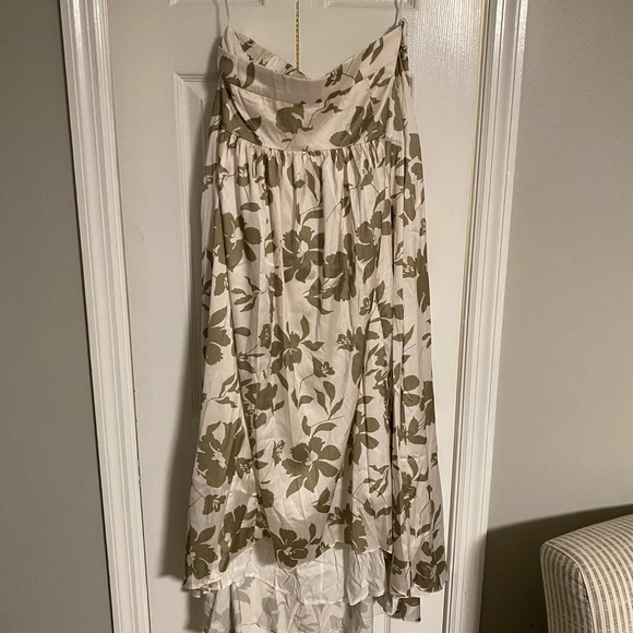 Petal & Pup Lulu Sage Green Floral Set- NEW WITH TAGS - Picture 5 of 10